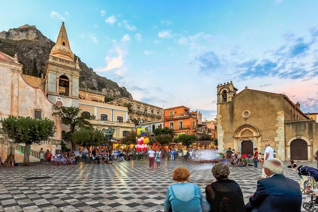 Holiday Home Alessia N 3 ,Centro Storico Di Taormina Apartment